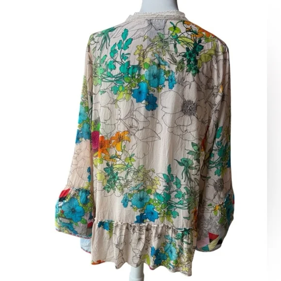 JOHNNY WAS Sequence Georgina Kimono Style Vibrant Floral Blouse NWT Size Medium - Picture 10 of 13